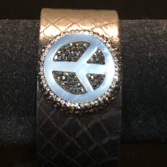 Black Leather MOP Bracelet Bangle Bracelet - Picture 3 of 8